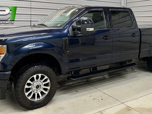Used 2022 Ford F350 Lariat image 1