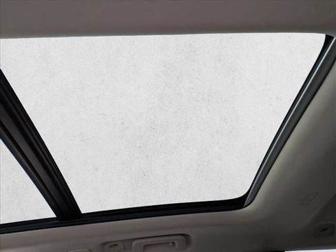 New 2026 Volvo XC90 B5 Plus w/ Protection Package image 18