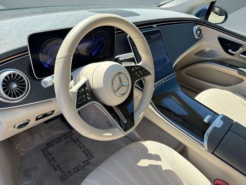 Used 2022 Mercedes-Benz EQS 450+ Sedan image 3