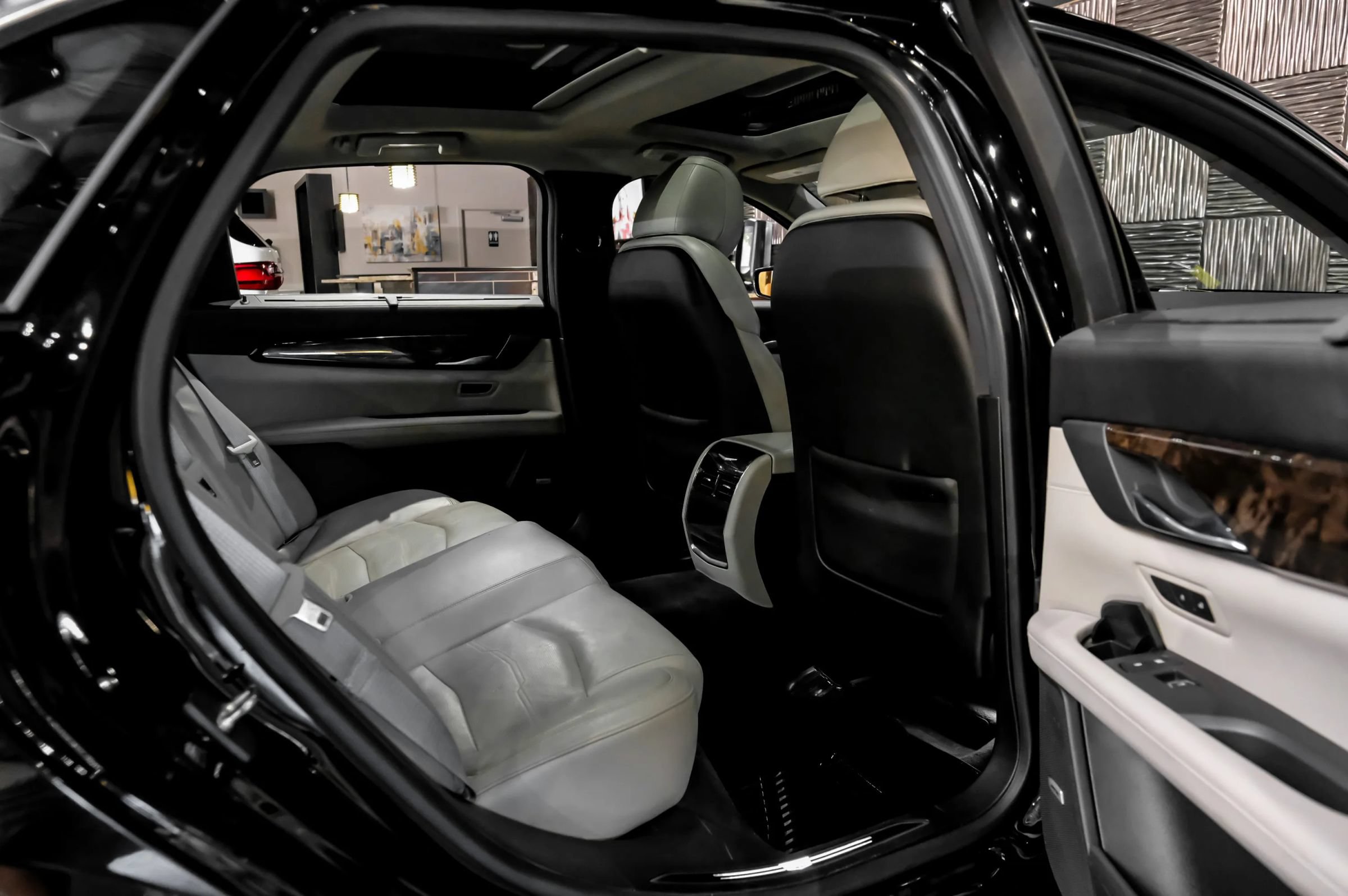 Used 2017 Cadillac CT6 Luxury AWD/4WD image 39