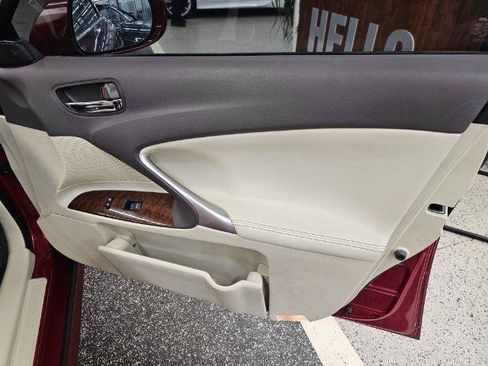 Used 2012 Lexus IS 250 AWD w/ Premium Pkg Value Edition image 31