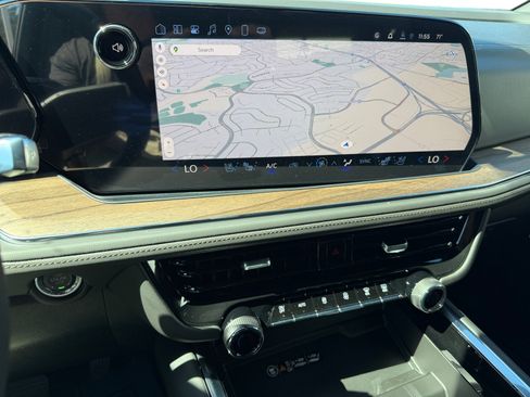 New 2025 Chevrolet Suburban High Country w/ Sun And Tow Package image 12