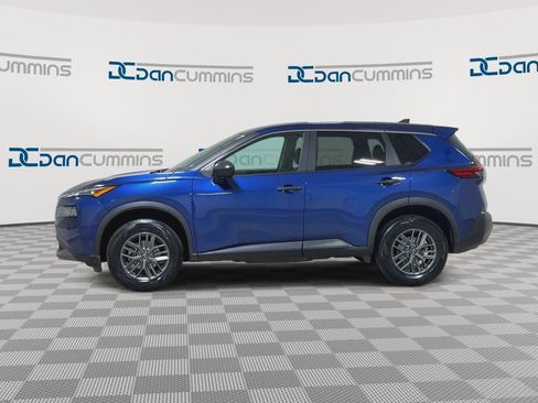 Used 2023 Nissan Rogue S image 6