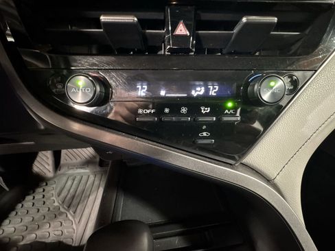 Used 2023 Toyota Camry SE image 25