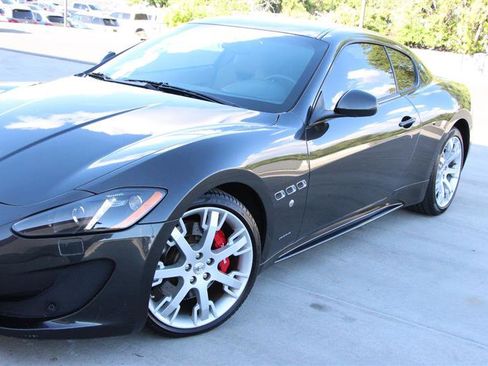 Used 2013 Maserati GranTurismo Sport RWD image 9