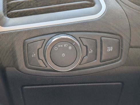 Used 2022 Ford Edge SEL AWD/4WD image 18