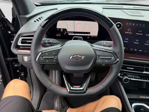 New 2026 Chevrolet Traverse RS FWD image 23
