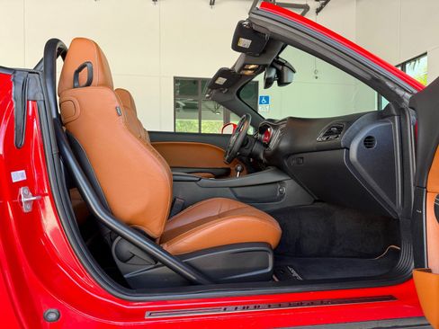 Used 2015 Dodge Challenger SRT Hellcat image 38