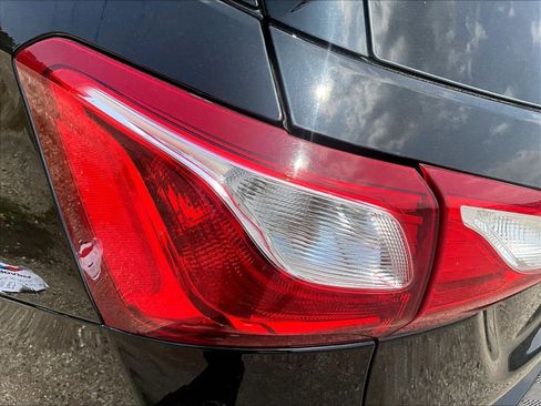 Used 2019 Chevrolet Equinox LT FWD image 23