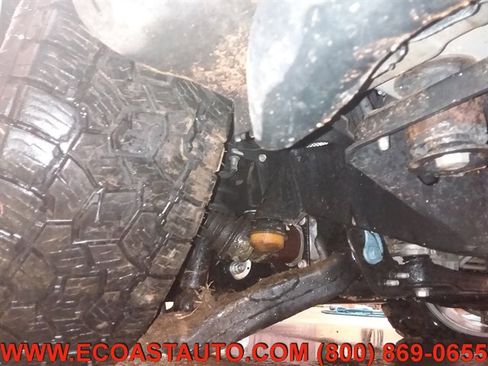 Used 2017 Chevrolet Colorado Z71 image 30