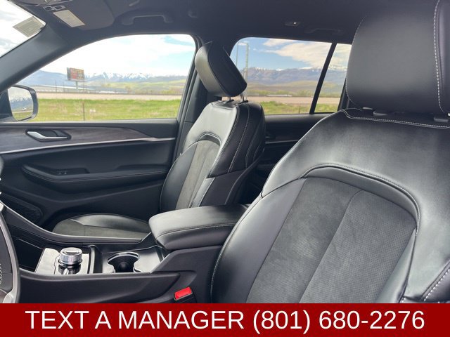 New 2026 Jeep Grand Cherokee Altitude AWD/4WD image 13