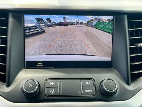 Used 2023 GMC Acadia SLT w/ Elevation Edition FWD image 14