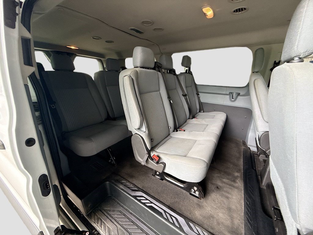 Used 2015 Ford Transit 150 XLT RWD image 22