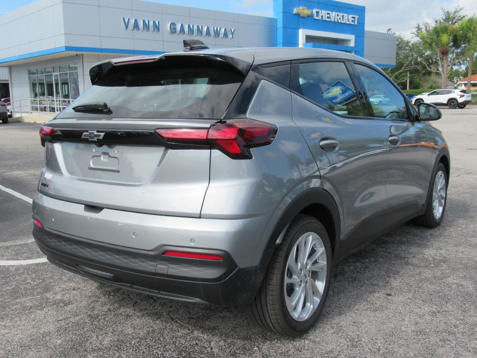 New 2027 Chevrolet Bolt LT FWD image 5