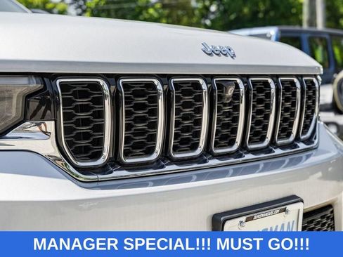 New 2024 Jeep Grand Cherokee Limited 4xe w/ Luxury Tech Group II AWD/4WD image 12