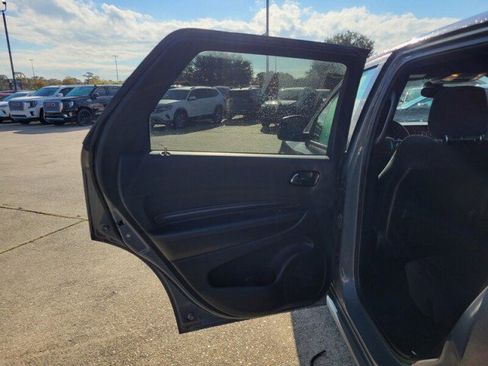 Used 2023 Dodge Durango GT image 29
