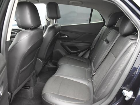 Used 2021 Buick Encore Preferred FWD image 28