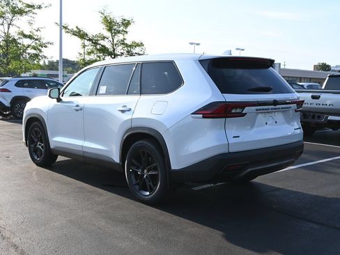 New 2026 Toyota Grand Highlander AWD image 5