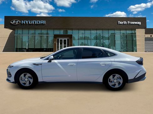 Certified 2026 Hyundai Sonata SE FWD image 3