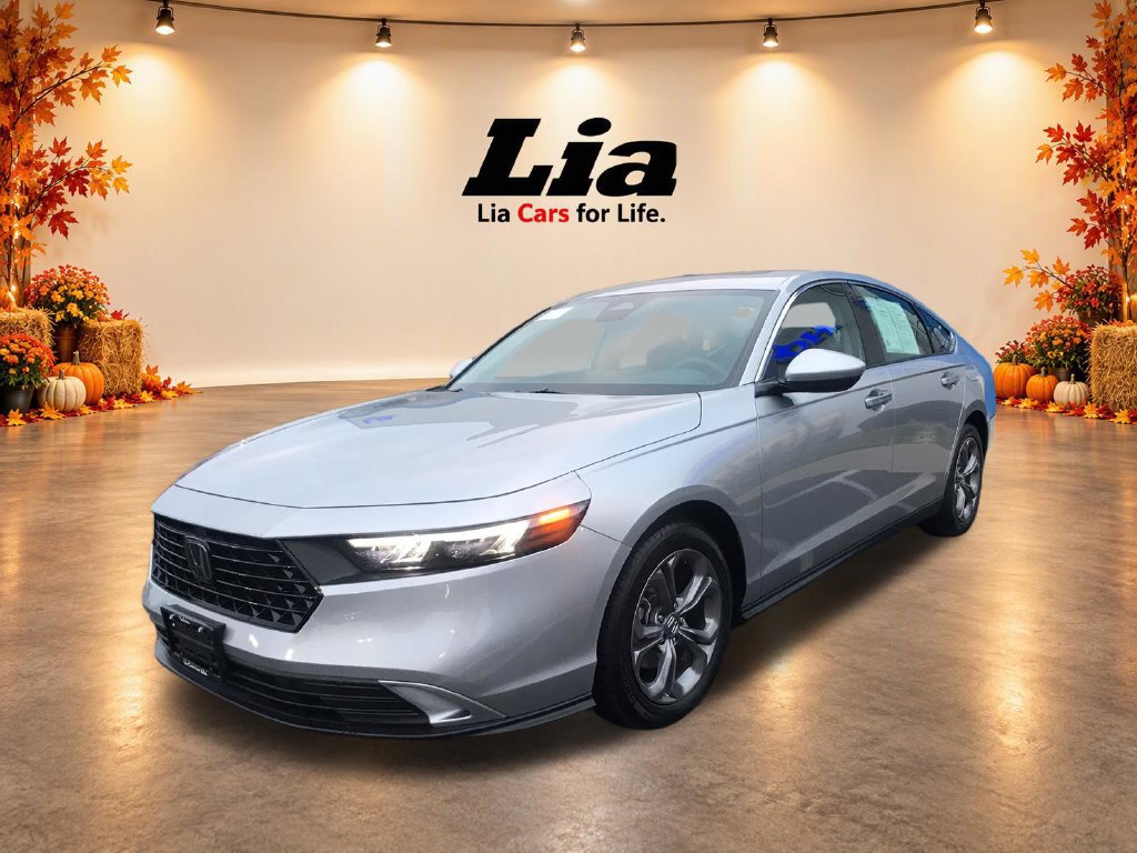 Certified 2024 Honda Accord EX image 3