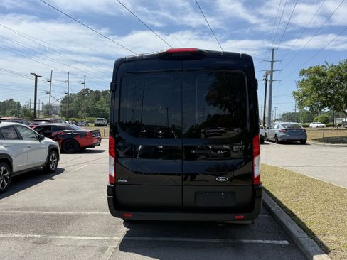 Used 2023 Ford Transit 350 XLT image 5