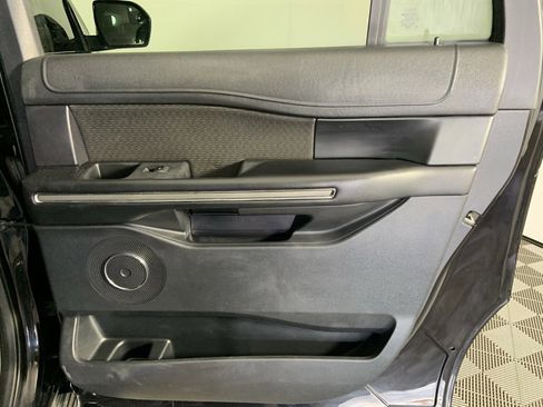 Used 2019 Ford Expedition Max XLT image 27