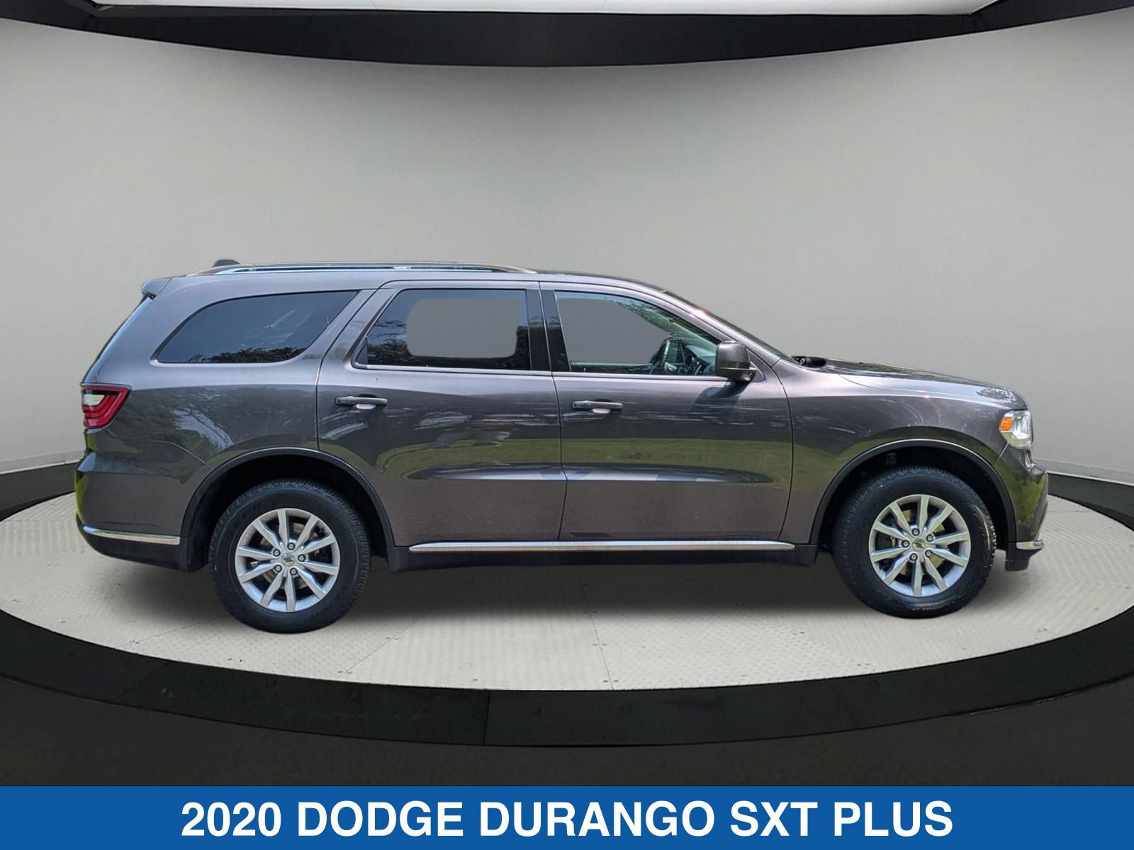 Used 2020 Dodge Durango SXT AWD/4WD image 2
