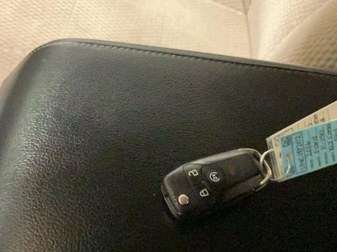 Used 2016 Ford F150 XLT w/ Equipment Group 302A Luxury image 14