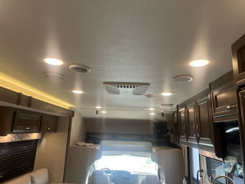 Used 2022 Ford E-450 and Econoline 450 Super Duty w/ Motorhome Prep Package image 44