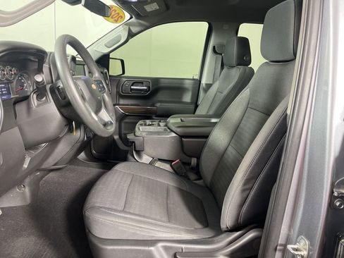 Used 2020 Chevrolet Silverado 1500 LT image 19