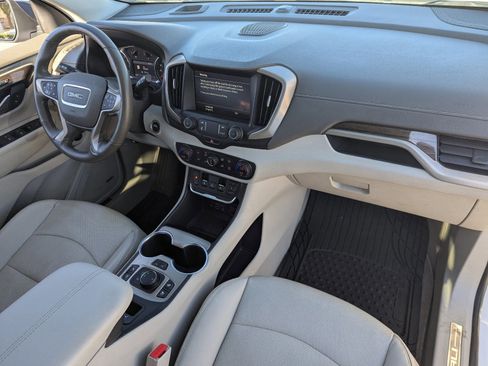 Used 2020 GMC Terrain Denali w/ Denali Premium Package image 13