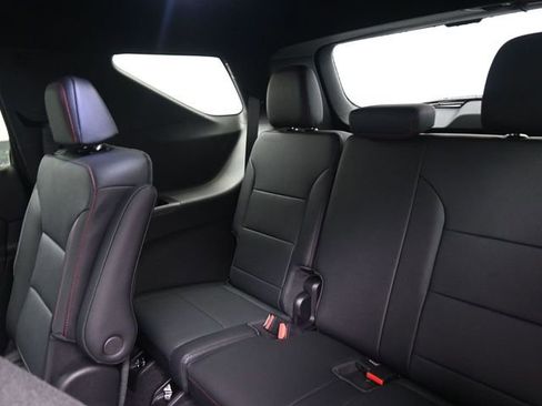 New 2026 Chevrolet Traverse Z71 w/ Enhanced Driving Package image 10