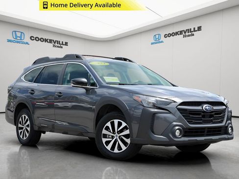 Used 2024 Subaru Outback Premium AWD/4WD image 1
