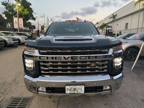 Used 2021 Chevrolet Silverado 3500 LTZ w/ LTZ Plus Package AWD/4WD image 2