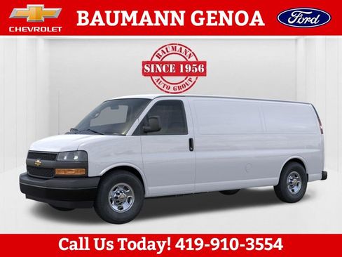New 2026 Chevrolet Express 2500 Extended RWD image 2
