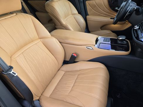 Used 2024 Lexus LS 500 image 21