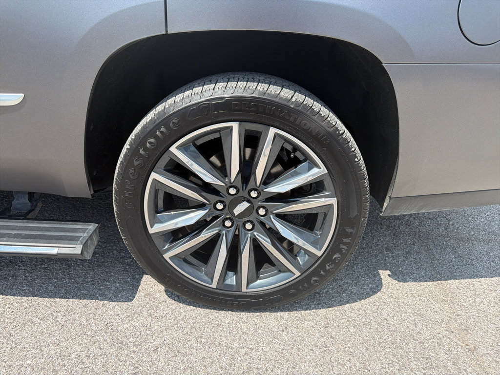 Used 2019 Cadillac Escalade Premium Luxury w/ LPO, Escalade Noir Package AWD/4WD image 27
