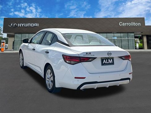 Used 2025 Nissan Sentra S FWD image 7