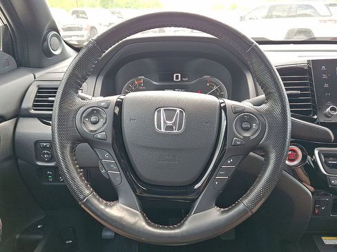 Used 2023 Honda Ridgeline Black Edition image 16