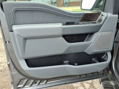 Used 2022 Ford F150 Lariat AWD/4WD image 13