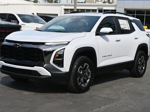 New 2026 Chevrolet Equinox ACTIV w/ Convenience Package III AWD/4WD image 5
