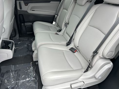 Certified 2023 Honda Odyssey EX-L image 14