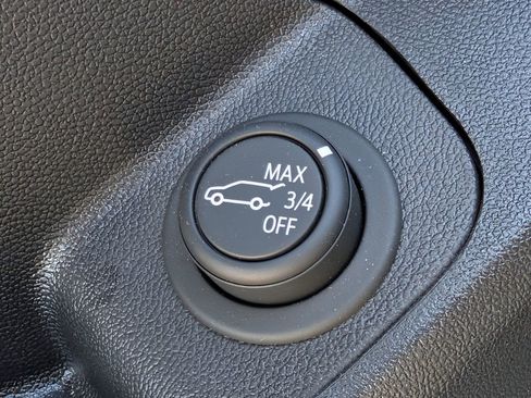 Used 2024 GMC Terrain SLT w/ Infotainment Package II AWD/4WD image 37