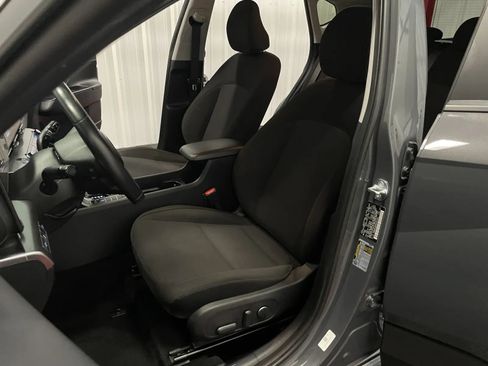 Used 2025 Hyundai Kona SEL AWD/4WD image 34