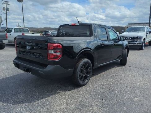 New 2026 Ford Maverick XLT w/ Black Appearance Package image 9