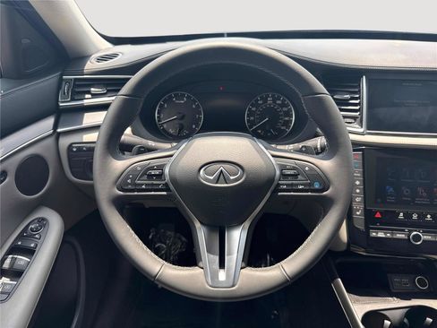 Certified 2025 INFINITI QX50 Luxe AWD/4WD image 17