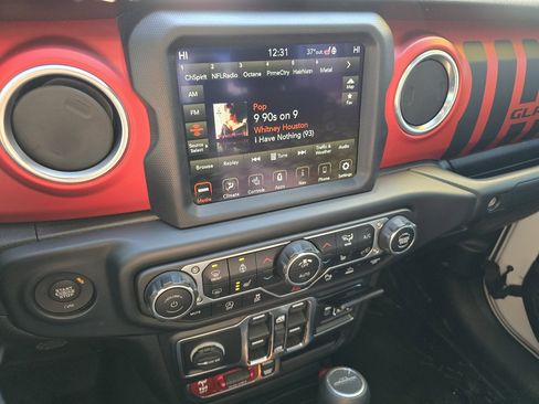 Used 2020 Jeep Gladiator Rubicon image 38