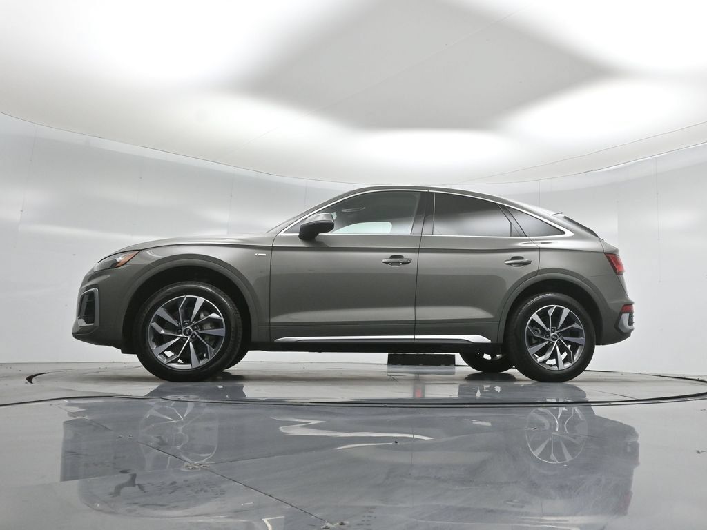 Used 2023 Audi Q5 2.0T Premium w/ Convenience Package AWD/4WD image 8