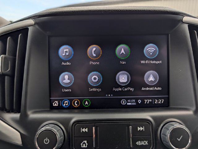 Used 2023 GMC Terrain SLT w/ Infotainment Package II AWD/4WD image 27