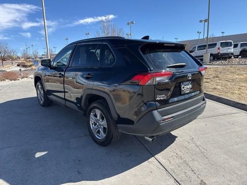 Used 2025 Toyota RAV4 XLE image 5